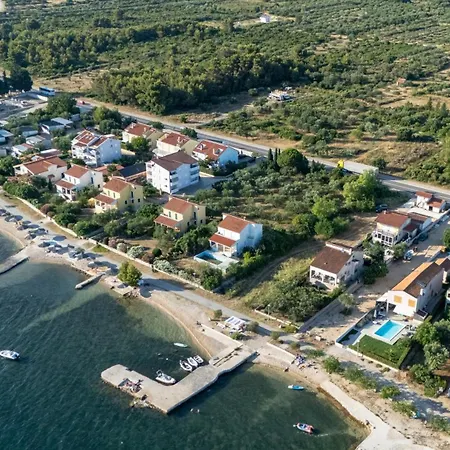 Apartamento Beachfront Lostura